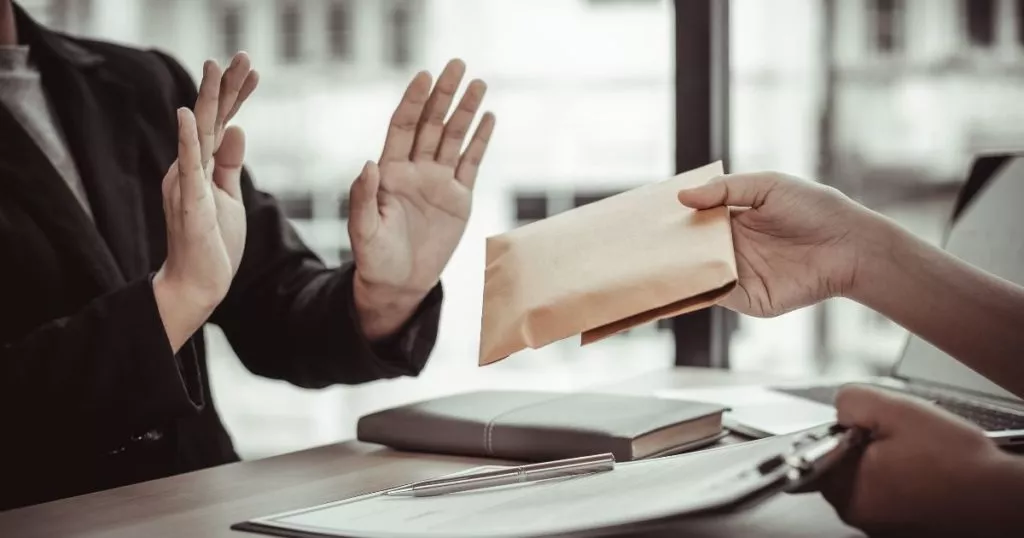 Diez ejemplos que muestran integridad en el lugar de trabajo