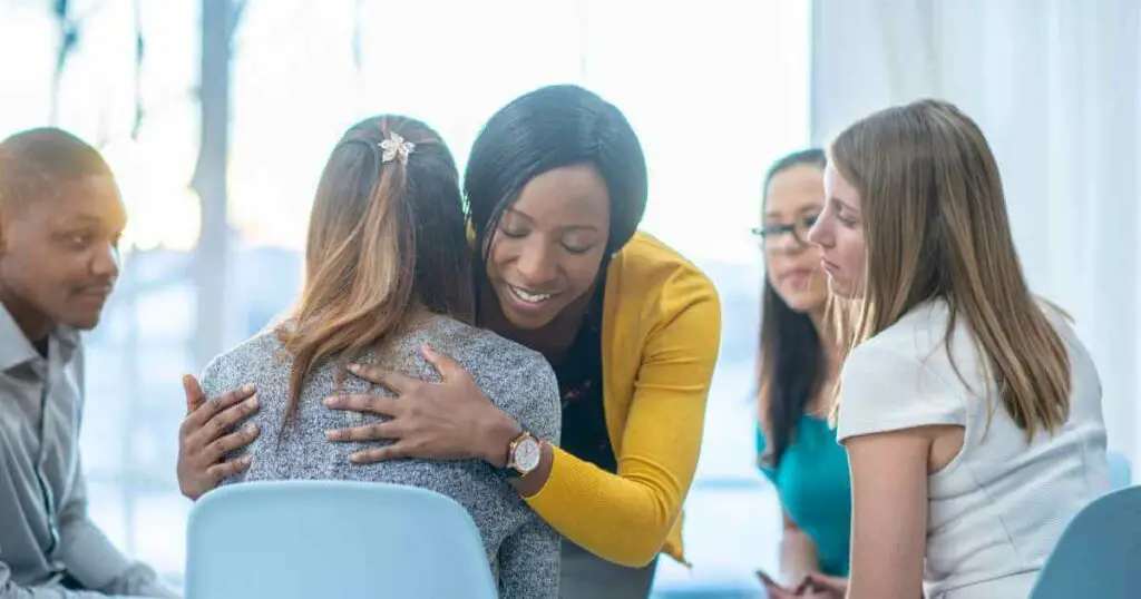 5 trampas mentales que descarrilarán tu desarrollo profesional